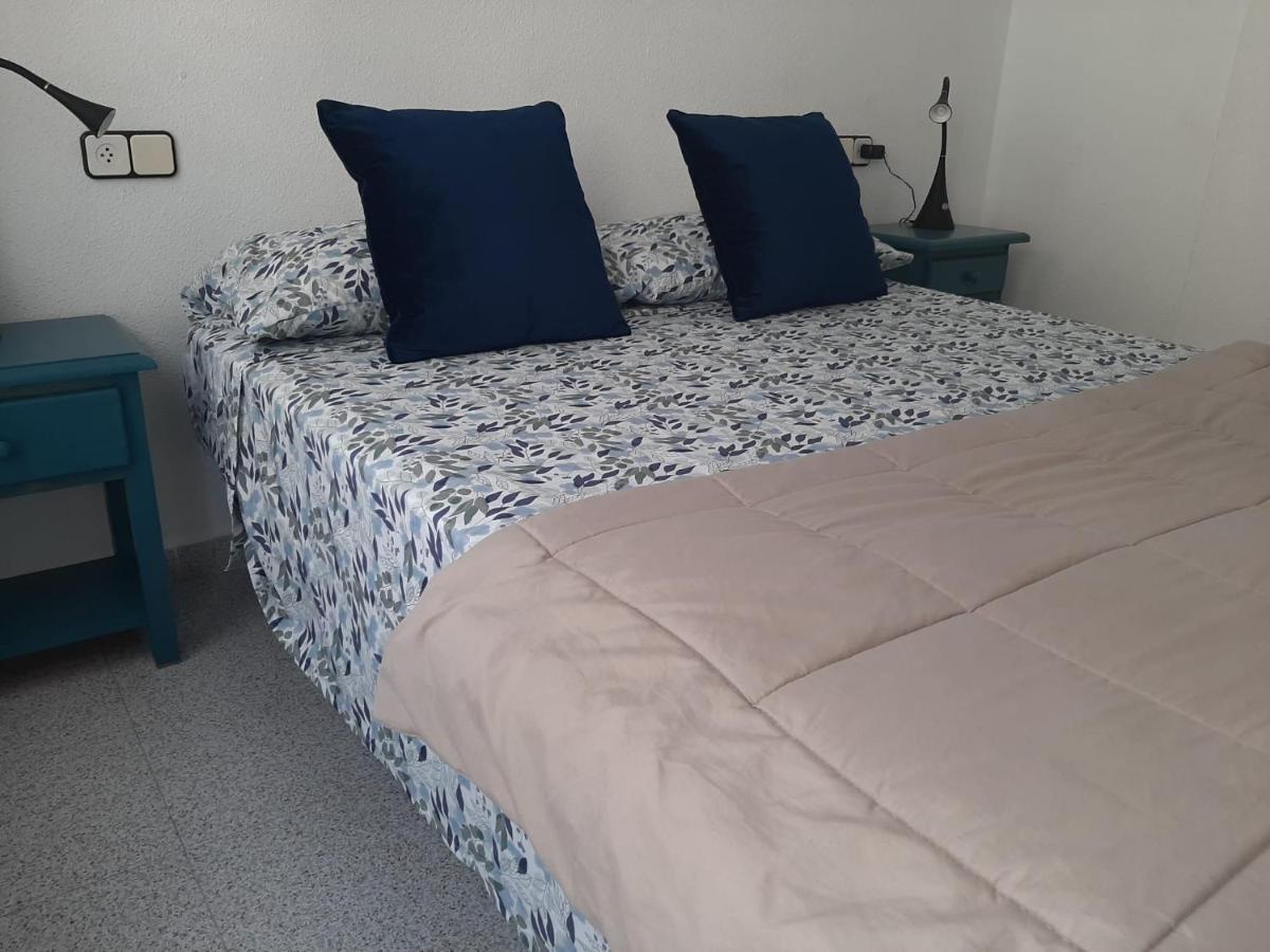 Amazing Sunny Flat With Balcony Pool Two Mins From The Beach Torrevieja Bagian luar foto