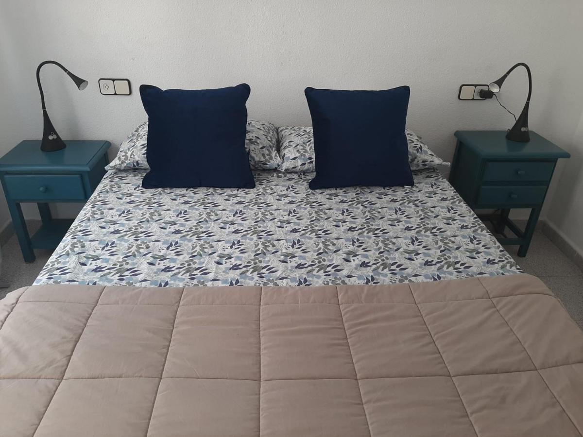 Amazing Sunny Flat With Balcony Pool Two Mins From The Beach Torrevieja Bagian luar foto
